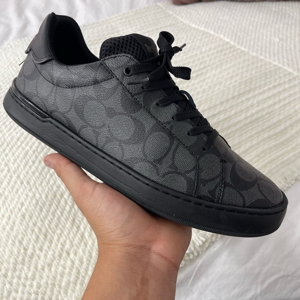 Coach shoes size 10